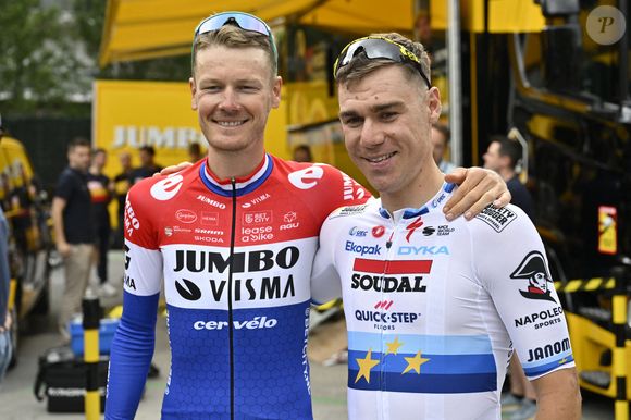 Le Néerlandais Dylan Van Baarle de Jumbo-Visma et le Néerlandais Fabio Jakobsen de Soudal Quick-Step photographiés avant une séance d'entraînement pour la 110ème édition du Tour de France cycliste, à Bilbao, Espagne, jeudi 29 juin 2023. Photo ABACAPRESS.COM