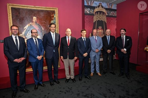 Le prince Albert II de Monaco et Louis Ducruet lors de l'inauguration de l'exposition "Monaco et les Napoléon(s) - Destins croisés", au Grimaldi Forum à Monaco, le 10 juillet 2025.

Photo : Bruno Bebert / Bestimage