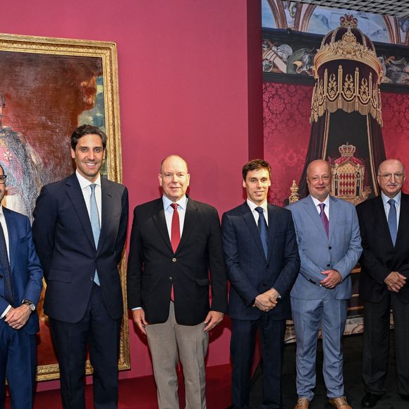 Le prince Albert II de Monaco et Louis Ducruet lors de l'inauguration de l'exposition "Monaco et les Napoléon(s) - Destins croisés", au Grimaldi Forum à Monaco, le 10 juillet 2025.

Photo : Bruno Bebert / Bestimage