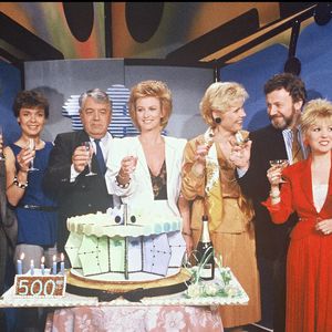 Il avait notamment participé à un numéro du jeu intitulé "Le Grand Blind test" sur TF1 en 2016

Archives - L'équipe de l'émission Tournez Manège sur le plateau de TF1 en 1987.
Crédit : AGENCE / BESTIMAGE