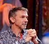 Selon la plainte, il y aurait des paraphrases, des personnages similaires et des nœuds dramatiques identiques.

Franck Thilliez, écrivain , à la conférence sang chaud et sueurs froides, focus sur le polar français par le festival Quais du Polar qui fête sa 20ème édition à Lyon le 06/04/2024. © Sandrine Thesillat / Panoramic / Bestimage