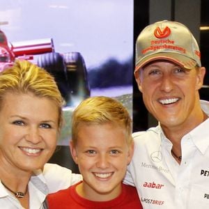 Archives - Corinna, Michael et leur fils Mick Schumacher à Stuttgart Nuerburgring en Allemagne  le 1 septembre 2012.Imago / Panoramic / Bestimage