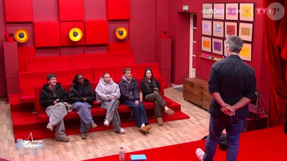 Chaque élève a préparé une mise en scène adaptée à son choix.

Les élèves de la "Star Academy" ont vécu des évaluations un peu spéciales avec un enjeu de taille.