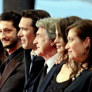 Marine Vacth a récemment créé un malaise lors de son passage dans "OnTime", où ses réponses sèches et laconique ont déstabilisé le journaliste. 

Laura Morante, Pierre Niney, Nicolas Bedos, François Cluzet, Marine Vacth, Emmanuelle Devos - Montée des marches du film « Mascarade  » lors du 75ème Festival International du Film de Cannes. Le 27 mai 2022
© Dominique Jacovides / Bestimage