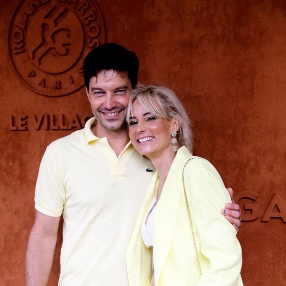 Elodie Gossuin et son mari Bertrand Lacherie au village lors des Internationaux de France de Tennis de Roland Garros 2022 à Paris, France, le 5 juin 2022. © Dominique Jacovides/Bestimage