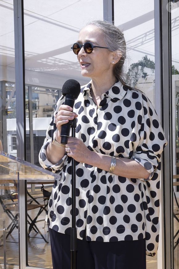 Exclusif - Delphine Ernotte Cunci, présidente de France Télévisions - France Télévisions, le Blic, le Bloc et l’Arp ont signé en présence de la ministre de la Culture, un accord portant sur les années 2024-2028 à Cannes, France, le 17 mai 2024. France Télévisions et le cinéma français ont signé un accord sur cinq ans pour soutenir la création et poursuivre l’exposition des films à l'antenne, ont-ils annoncé dans un communiqué commun. Le groupe public s'engage à investir au moins 80 millions d'euros par an dans les œuvres cinéma européennes ou françaises, dont au moins 65 millions d'euros en préfinancement dans au moins 60 films. © Olivier Borde/Bestimage