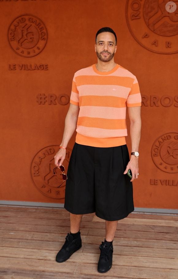 Tarek Boudali au photocall du village lors des Internationaux de France de Tennis de Roland Garros 2026, à Paris, France, le 30 mai 2026. © Dominique Jacovides/Bestimage



Photocall au village lors des Internationaux de France de Tennis de Roland Garros 2026, à Paris, France, le 30 mai 2026.