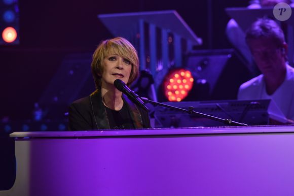 Exclusif - Alice Dona - Emission Ze Fiesta présentée par Patrick Sébastien à l'Olympia à Paris le 29 octobre 2015 et diffusée le 25 décembre sur France 2. © Gian Gorassini/Bestimage