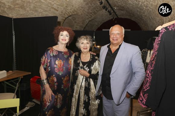 Passionnée par le théâtre, elle a toutefois pu faire des apparitions notables dans des séries télévisées à succès, à commencer par "HPI" sur TF1, où elle a endossé le rôle de Colette Martingale dans deux épisodes de la saison 3 diffusée en 2023.

Exclusif - Annie Duperey, Christiane Cohendy, Eric-Emmanuel Schmitt - Jour 1 - 26ème édition du festival de la Correspondance de Grignan le 5 juillet 2022. © Jack Tribeca/Bestimage