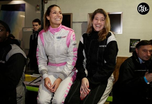Laury Thilleman et Chloé Deher ont assisté à la course de karting « Une Course pour la Vie », organisée au profit de l'association « Meghanora » au Paris Kart Indoor à Wissous, près de Paris, en France, le 8 février 2015. Photo de Jérôme Domine/ABACAPRESS.COM