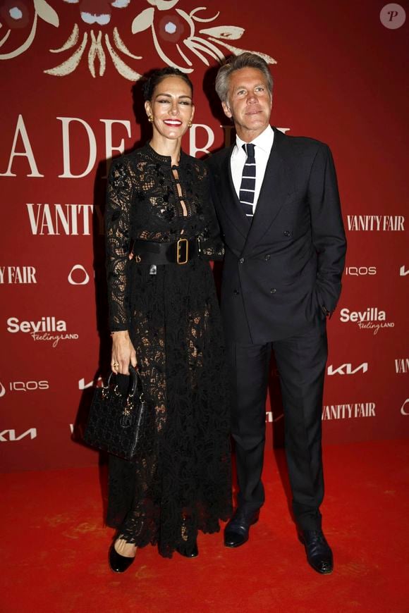 Le prince Emmanuel-Philibert de Savoie et sa compagne Adriana Abascal lors d'un photocall à Séville, le 5 mai 2025, pour l'événement "Vanity Fair: La noche del Pescaito for Abril Fair 2025".

Cordon Press