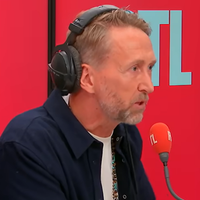 "Un milieu modeste, ouvrier" : Philippe Caverivière revient sur son enfance passée en HLM