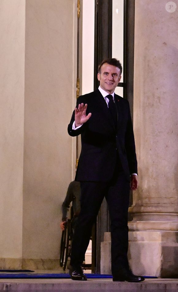 Le président Emmanuel Macron accueille Justin Trudeau, premier ministre du Canada, pour un dîner de travail au palais de l'Elysée dans le cadre du sommet pour l'action sur l'IA le 9 février 2025

© Christian Liewig / Bestimage