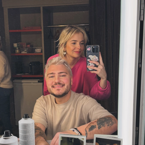 Jeff Panacloc et sa compagne Charlotte sont en route vers le mariage.

Charlotte, la chérie de Jeff Panacloc, lui adresse une tendre déclaration.