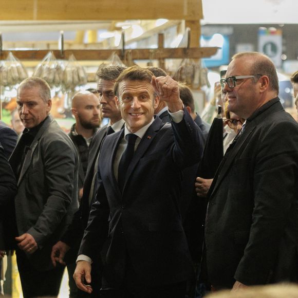 Cyril Hanouna, animateur phare de C8, avait accusé l’Élysée d’être impliqué dans l’arrêt de la chaîne.

Le président Emmanuel Macron inaugure le 61ème salon International de l'agriculture au Parc des Expositions de la Porte de Versailles à Paris le 22 février 2025.
(Credit Image: © Sadak Souici/ZUMA Press Wire)