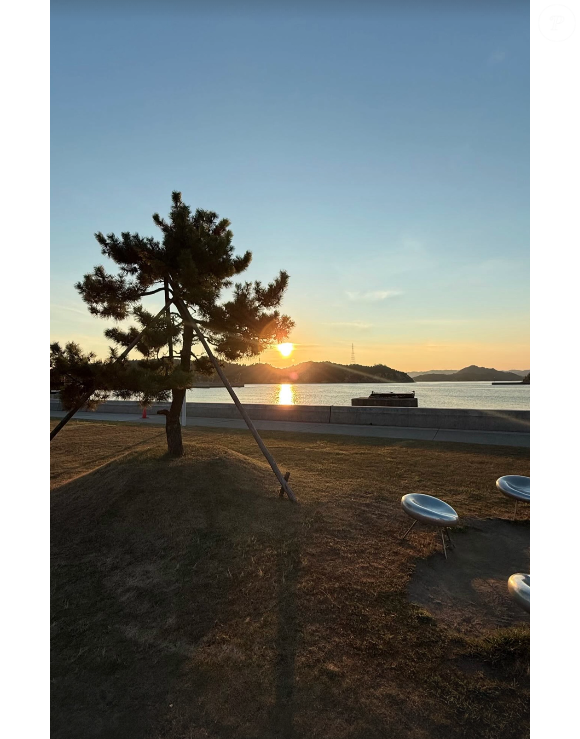 Julian Bugier, Instagram