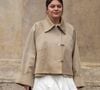 Elle explique que ce mal-être remonte à son adolescence.

Louane assiste au défilé Patou Automne/Hiver 2026-2027 dans le cadre de la semaine de la mode à Paris le 25 janvier 2026 à Paris, France. © Lucia Sabatelli / Bestimage
