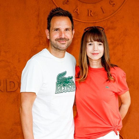 "Et puis au resto, je fuis les menus imposés", a-t-il fait savoir. 


Christophe Michalak et sa femme Delphine McCarty au village lors des Internationaux de France de tennis de Roland Garros 2023, à Paris, France, le 9 juin 2023. © Jacovides-Moreau/Bestimage