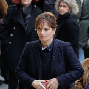 Cécilia Hornus - Arrivées aux obsèques de la comédienne Pascale Roberts en l'église Saint Roch à Paris le 8 novembre 219.