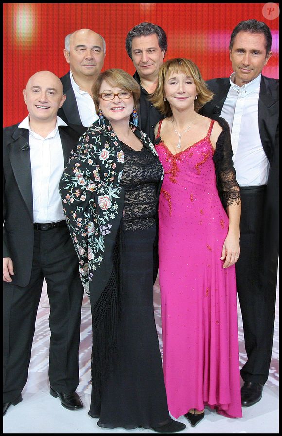 Rétro - Décès de Michel Blanc - Archives - l'équipe du film 'Les bronzés 3 : PATRICE LECONTE, MICHEL BLANC, JOSIANE BALASKO, MARIE ANNE CHAZEL, GERARD JUGNOT & CHRISTIAN CLAVIER . Enregistrement de l'Èmission 'Vivement Dimanche' consacrÈe a l'Èquipe des BronzÈs 3. |Archives - Guillaume Gaffiot