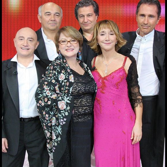 Rétro - Décès de Michel Blanc - Archives - l'équipe du film 'Les bronzés 3 : PATRICE LECONTE, MICHEL BLANC, JOSIANE BALASKO, MARIE ANNE CHAZEL, GERARD JUGNOT & CHRISTIAN CLAVIER . Enregistrement de l'Èmission 'Vivement Dimanche' consacrÈe a l'Èquipe des BronzÈs 3. |Archives - Guillaume Gaffiot