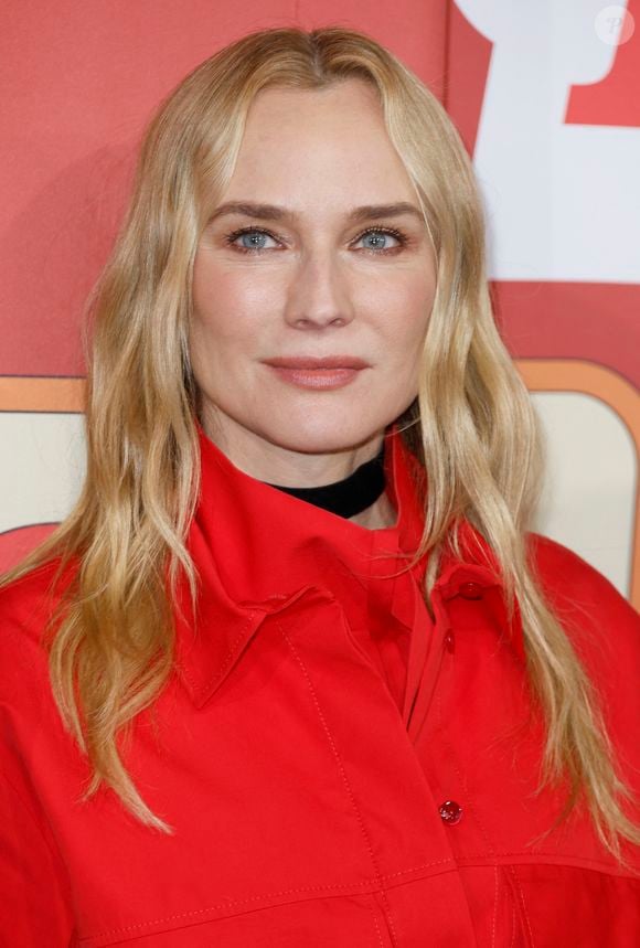 Diane Kruger inaugure le lancement des vitrines de Noël aux couleurs de New York du Printemps Haussman, le 6 novembre 2025.

Photo : Christophe Aubert / Bestimage