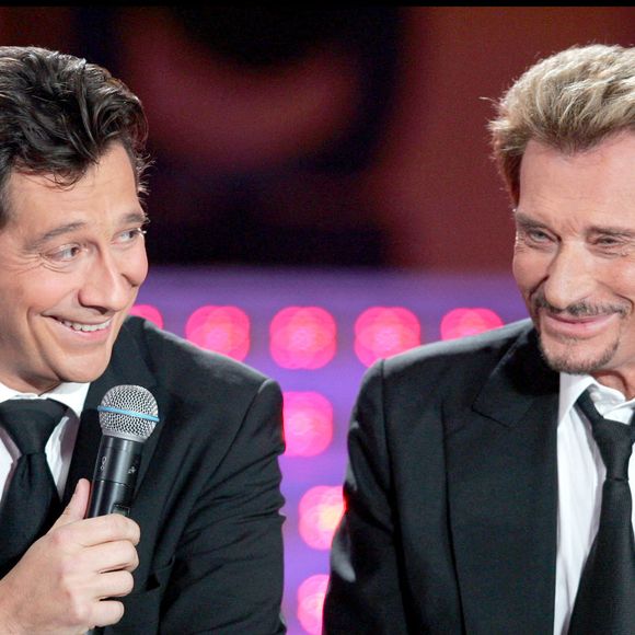 Laurent Gerra et Johnny Hallyday - Emission "tenue de soriée" diffusée en direct sur France 2 le 24 novembre 2007 depuis la ville de Nantes.
Guillaume Gaffiot/Bestimage
