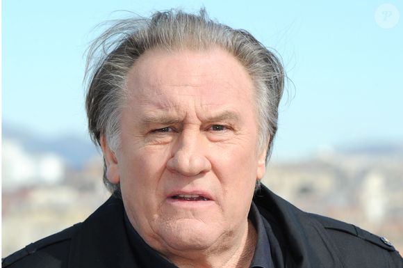 Gérard Depardieu durant le photocall organisé pour la présentation de la saison 2 de la série "Marseille" pour Netflix au Sofitel du Vieux Port à Marseille, le 18 février 2018. 8 nouveaux épisodes qui seront diffusés à partir du 23 février. © Bruno Bebert / Bestimage