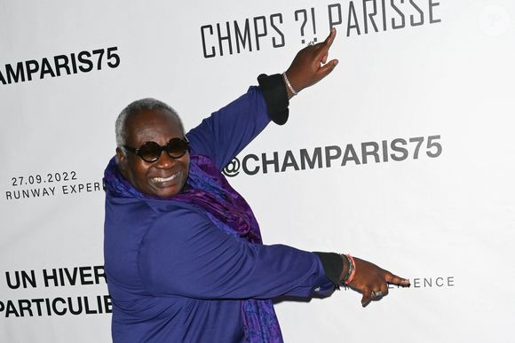 Magloire - People au defilé CHMPS ?! PARISSE au Bridge Club lors de la Fashion Week de Paris (PFW) le 27 septembre 2022. © Coadic Guirec/Bestimage