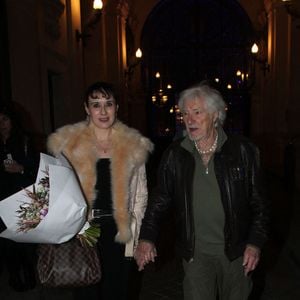 Exclusif - Hugues Aufray et sa femme Murielle - Hugues Aufray reçoit la médaille Grand Vermeil de la ville des mains d'Anne Hidalgo, à l'hôtel de ville de Paris le 18 décembre 2025. © Philippe Baldini/Bestimage