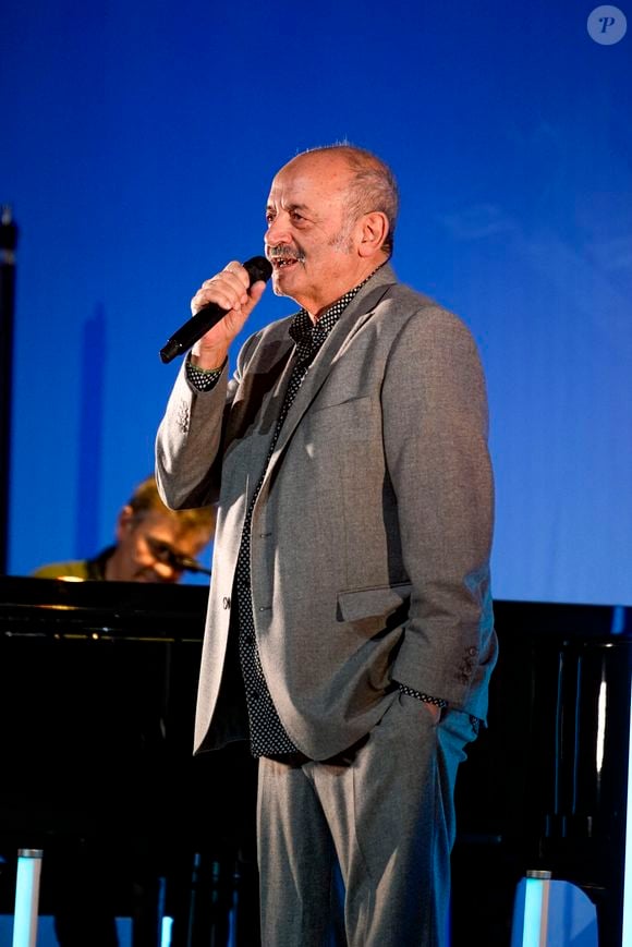 Louis Chedid - Gala 2025 de la Fondation Recherche Alzheimer à Lyon le 1er décembre 2025. © Sandrine Thesillat / PsNewZ / Bestimage