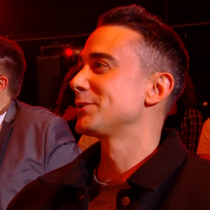 Stéphane Bern, apparition surprise de son compagnon Yori Bailleres

"Il m'a redonné confiance en l'amour" : Stéphane Bern, apparition surprise de son compagnon Yori Bailleres dans Danse avec les stars - capture d'écran TF1