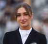 Tout juste diplômée de l’emlyon, Mathilde Pinault avance sur deux fronts...

Mathilde Pinault - Remise du Prix « Saint Laurent Challenge Grand Prix 1 » du Longines Eiffel Jumping »  lors de la 8e édition du « Longines Paris Eiffel Jumping » au Champ de Mars à Paris, en France. © Perusseau-Gorassini-Tribeca / Bestimage