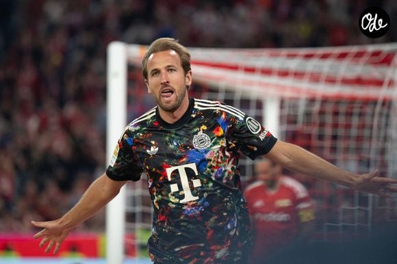 À son arrivée au Bayern Munich en 2023, il s’est installé avec sa famille dans une suite du palace Vier Jahreszeiten Kempinski.

Bundesliga - Football- Match entre le FC Bayern Munich et FC Union Berlin (7-0) à Munich - 18.09.26

Photo :  Psnewz /Bestimage