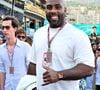 Un repos forcé qui tombe au plus mal, puisque Teddy Riner s'apprêtait à renfiler le kimono pour un événement très attendu.

Teddy Riner dans les paddocks du Formula 1 Louis Vuitton Grand Prix de Monaco 2026, à Monte Carlo, Monaco, le 6 juin 2026. © Bruno Bebert/Bestimage