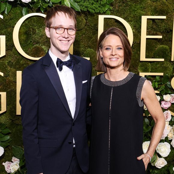 L'actrice a toujours voulu protéger ses fils de sa célébrité.

Jodie Foster et son fils Kit Bernard au photocall de la 82ème cérémonie des Golden Globes à l'hotel The Beverly Hilton de Los Angeles, Californie, Etats-Unis, le 5 janvier 2025. © RALL/Backgrid USA/Bestimage