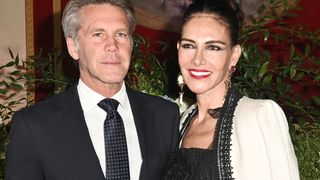 Le bonheur d'Emmanuel-Philibert de Savoie et de sa compagne Adriana Abascal rencontre des nuages : "Je te dis au revoir"