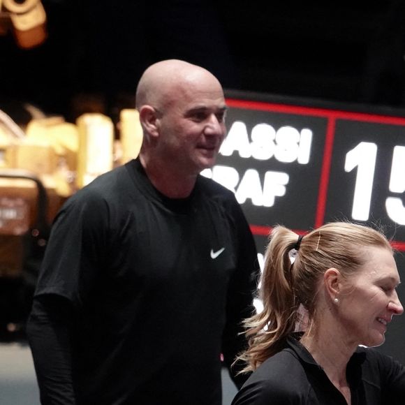 Nevada  - Les stars du tennis et couple Andre Agassi et son épouse Steffi Graf sont aperçus jouant dans la même équipe au PickleballSlam 3 à Las Vegas. 2025. (Backgrid USA / Bestimage).