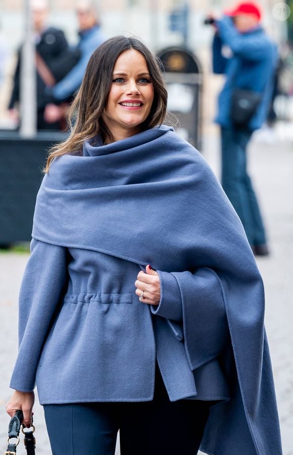 La princesse Sofia et le prince Carl Philip de Suède arrivée à une réunion du conseil d'administration de la fondation Prins Carl Philips och Prinsessan Sofias stiftelse à Stockholm, le 8 octobre 2024. 
© Dana Press / Bestimage