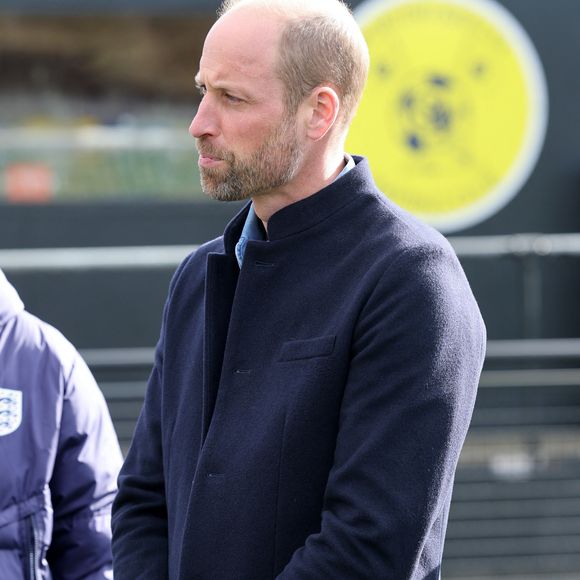 Force est de constater que William n'a plus cette relation privilégiée avec son neveu et sa nièce...

Le prince William, prince de Galles, lors d'une visite officielle à un cours de formation d'arbitres de la FA au Sporting Khalsa FC à l'Aspray Arena Willenhall West Midlands.

Photo : ALPHA AGENCY / BESTIMAGE
