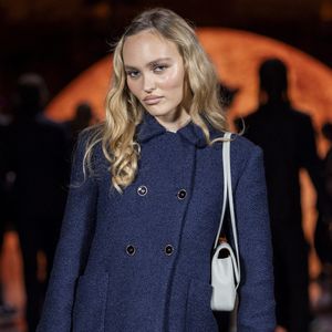 S'il y a en deux qui ne pouvaient pas rater ça, c'est bien Vanessa Paradis et sa fille Lily-Rose Depp, deux des égéries les plus emblématiques du géant de la mode.

Lily-Rose Depp – Photo Call du Défilé de mode Chanel Collection Printemps-Été 2026 dans le cadre de la Fashion Week de Paris, France, le 6 octobre 2025. © Olivier Borde / Bestimage