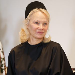 New York, NY – Table ronde Vogue x Pamela Anderson lors de la Fashion Week de New York pour célébrer Sonsie chez Sixteenth Avenue. Backgrid USA / Bestimage