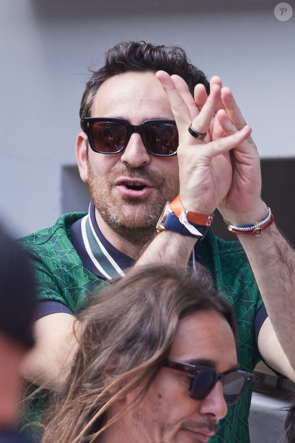 Camille Combal - Célébrités dans les tribunes des Internationaux de France de tennis de Roland Garros 2024 à Paris. Le 5 juin 2024
© Moreau-Jacovides / Bestimage