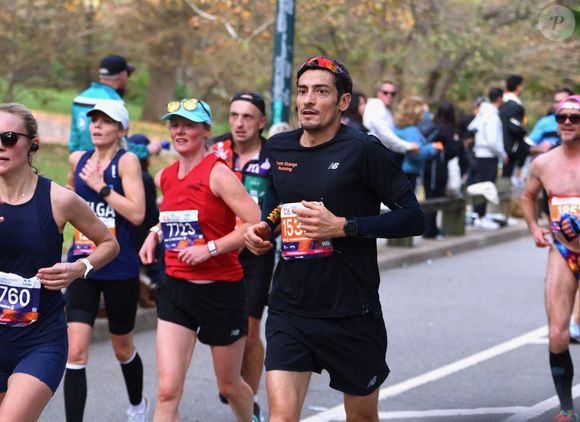 Claude Dartois participe au Marathon de New York 2023 à New York City, NY, USA le 5 novembre 2023. Claude a terminé en 03h01.14 Photo par Charles Guerin/ABACAPRESS.COM