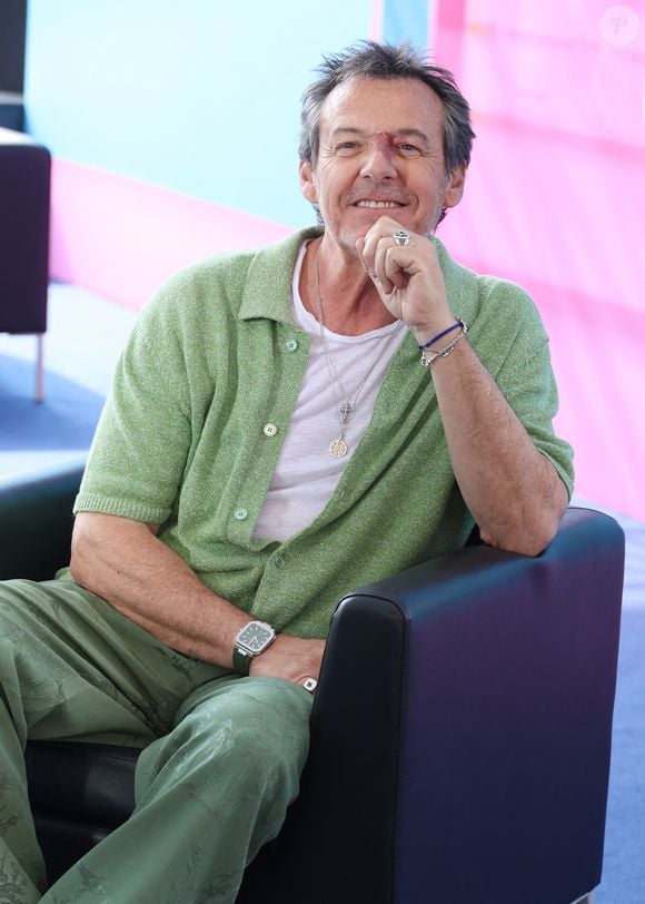 Jean-Luc Reichmann - Photocall de "Demain nous appartient" (DNA) lors du 64ème Festival de Télévision de Monte Carlo au Grimaldi Forum de Monaco le 14 juin 2025.
© Denis Guignebourg / Bestimage