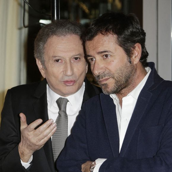 Tony Carreira reçoit la médaille de 'Chevalier de l'ordre des Arts et des Lettres' par Michel Drucker, avec Bernard Montiel, a l'Hotel de Sers, a Paris, France le 15 janvier 2016. Photo by Jerome Domine/ABACAPRESS.COM