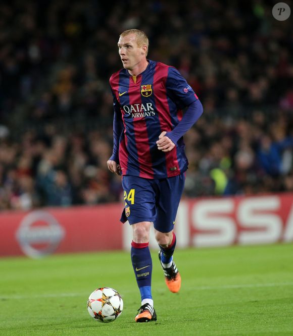 Jeremy Mathieu du FC Barcelone pendant le match de football de l'UEFA Champions League, FC Barcelone Vs Paris Saint-Germain au Camp Nou à Barcelone, Espagne le 10 décembre 20114. Barcelone a gagné 3-1. Photo by Giuliano Bevilacqua/ABACAPRESS.COM