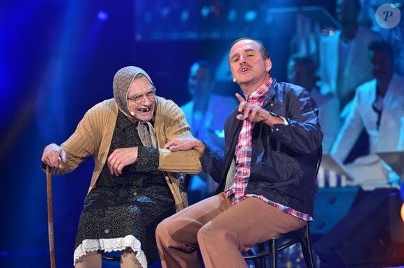 l’occasion pour les fans de retrouver le duo comique dans une nouvelle série de situations rocambolesques. 

Exclusif. Les Bodins. Enregistrement de l'émission " Les Années Bonheur " présentée par Patrick Sébastien à La Plaine St Denis.
© Giancarlo Gorassini / Bestimage