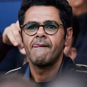 Jamel Debbouze - Célébrités dans les tribunes de la demi-finale retour de Ligue des champions entre le PSG face au Borussia Dortmund (0-1) au Parc des Princes à Paris le 7 mai 2024. © Cyril Moreau/Bestimage