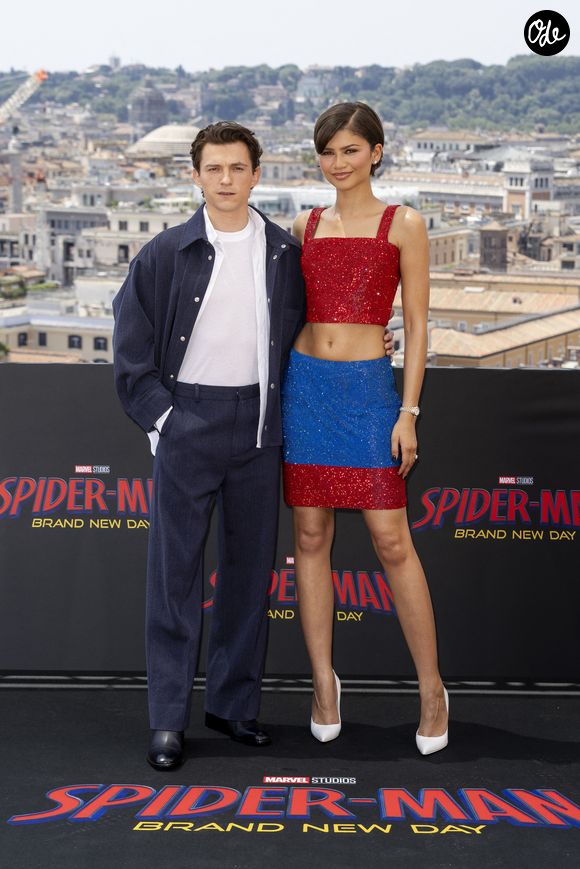 Tom Holland et Zendaya lors du photocall de "Spider-Man: Brand New Day", sur la terrasse de l'Hotel de la Ville, à Rome (Italie), le 23 juin 2026.

© Zuma Press / Bestimage
